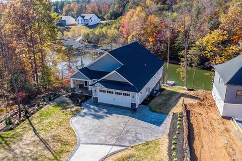 Photo of 172 Lakewatch Circle, Moneta, VA 24121 (MLS # 363052)