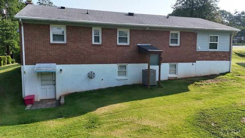 336 Hilltop Drive, Madison Heights, Virginia image 6