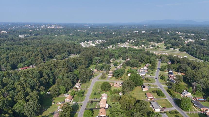 336 Hilltop Drive, Madison Heights, Virginia image 4