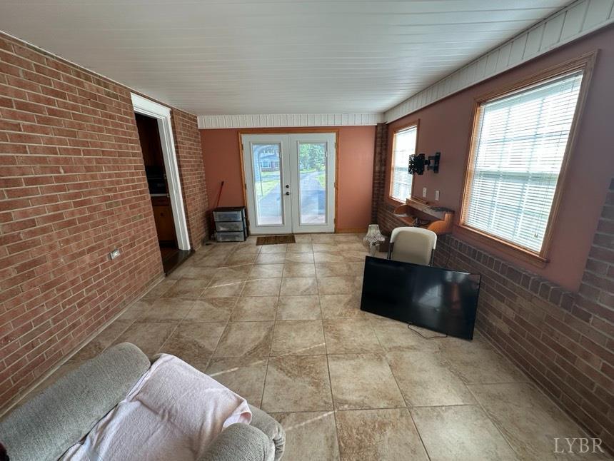 336 Hilltop Drive, Madison Heights, Virginia image 9