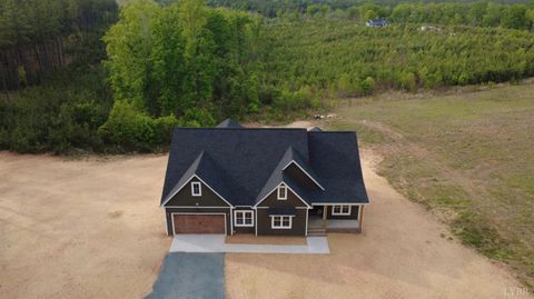 Tiny photo for 405 Hixburg Road, Pamplin, VA 23958 (MLS # 366502)