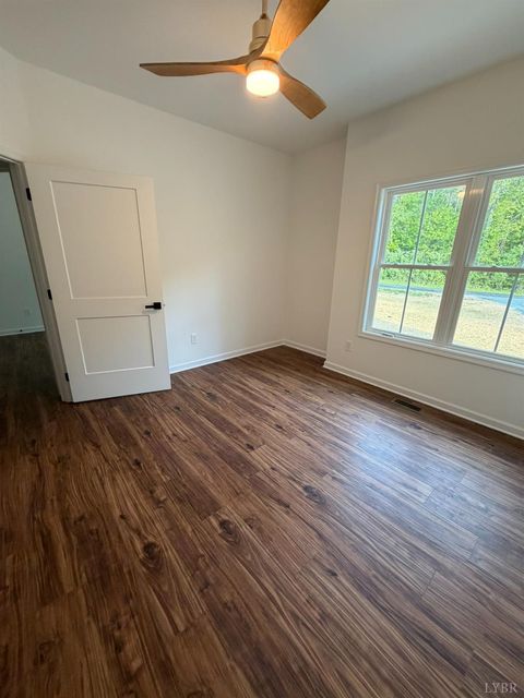 Tiny photo for 405 Hixburg Road, Pamplin, VA 23958 (MLS # 366502)