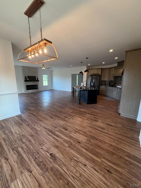 Tiny photo for 405 Hixburg Road, Pamplin, VA 23958 (MLS # 366502)