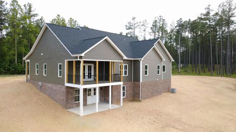 Tiny photo for 405 Hixburg Road, Pamplin, VA 23958 (MLS # 366502)