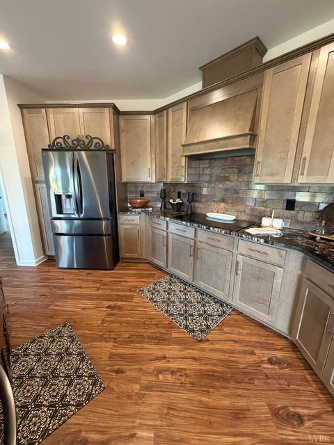 Tiny photo for 405 Hixburg Road, Pamplin, VA 23958 (MLS # 366502)