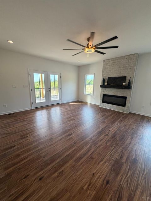 Tiny photo for 405 Hixburg Road, Pamplin, VA 23958 (MLS # 366502)