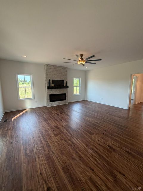 Tiny photo for 405 Hixburg Road, Pamplin, VA 23958 (MLS # 366502)