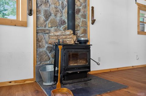 Tiny photo for 1513 Peppertree Road, Bedford, VA 24523 (MLS # 366545)