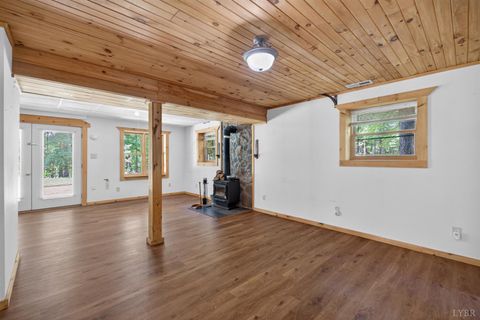 Tiny photo for 1513 Peppertree Road, Bedford, VA 24523 (MLS # 366545)