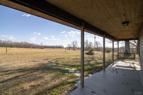 Tiny photo for 3039 T.N. Snow Road, Nathalie, VA 22030 (MLS # 366510)