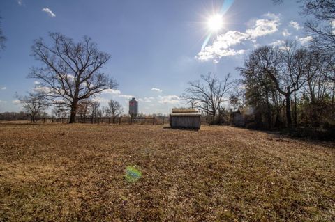 Tiny photo for 3039 T.N. Snow Road, Nathalie, VA 22030 (MLS # 366510)
