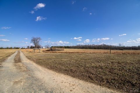 Tiny photo for 3039 T.N. Snow Road, Nathalie, VA 22030 (MLS # 366510)
