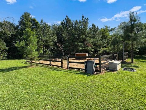 Tiny photo for 278 Tallyho Road Rd, Concord, VA 24538 (MLS # 363469)