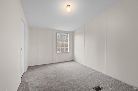 Tiny photo for 568 Toytown Road, Amherst, VA 24521 (MLS # 364663)