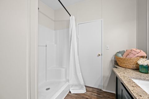 Tiny photo for 568 Toytown Road, Amherst, VA 24521 (MLS # 364663)