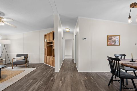 Tiny photo for 568 Toytown Road, Amherst, VA 24521 (MLS # 364663)