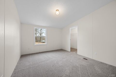 Tiny photo for 568 Toytown Road, Amherst, VA 24521 (MLS # 364663)