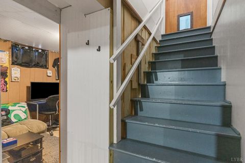 Tiny photo for 126 Maple Street, Appomattox, VA 24522 (MLS # 365057)