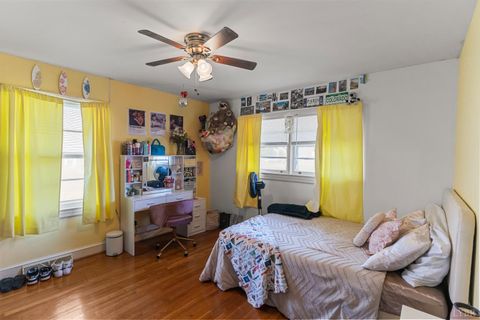 Tiny photo for 126 Maple Street, Appomattox, VA 24522 (MLS # 365057)