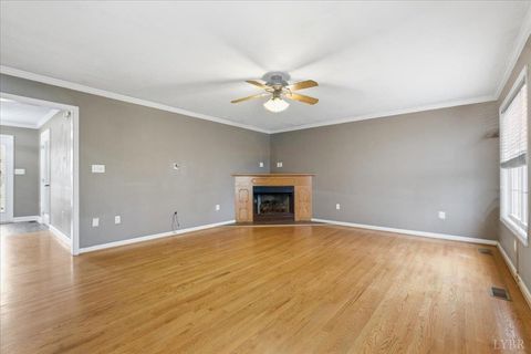 Tiny photo for 1329 Jeb Stuart Place, Forest, VA 24551 (MLS # 363677)