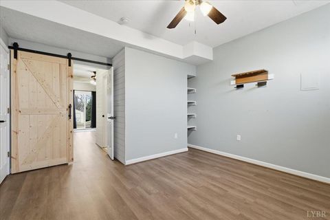 Tiny photo for 1329 Jeb Stuart Place, Forest, VA 24551 (MLS # 363677)