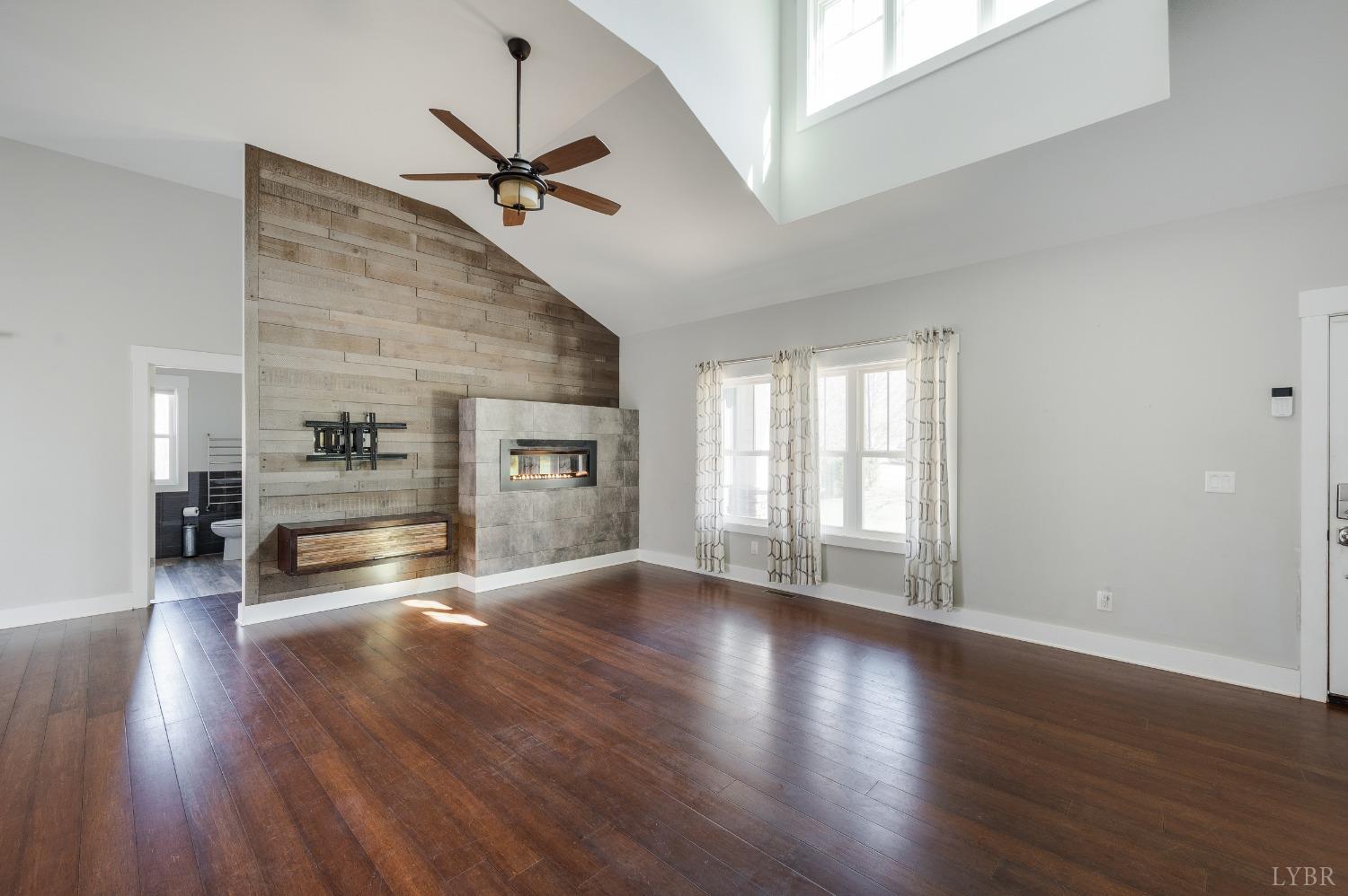 128 Seven Oaks Drive, Lynchburg, Virginia image 5