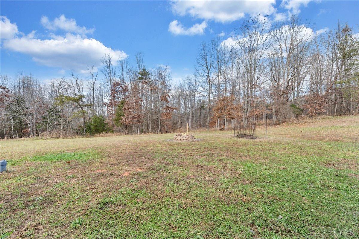 2219 Smith Mountain Lake Parkway, Huddleston, Virginia image 27