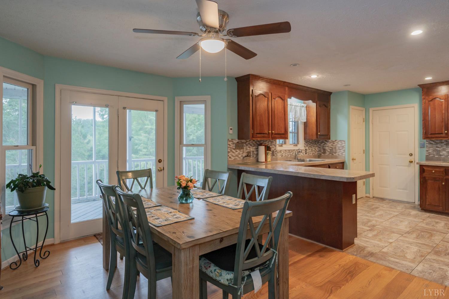 220 Swan Lane, Forest, Virginia image 14