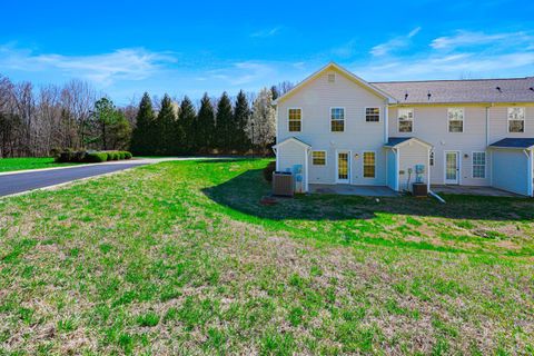Tiny photo for 1264 Blue Ridge View Circle, Forest, VA 24551 (MLS # 365131)