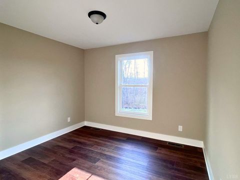 Tiny photo for 87 Luke Court, Rustburg, VA 24588 (MLS # 360384)