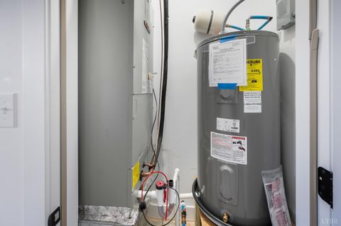 Tiny photo for 87 Luke Court, Rustburg, VA 24588 (MLS # 360384)