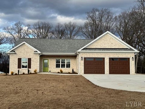 Homes For Sale - 2340 Virginia Byway<br/> Bedford, VA 24523