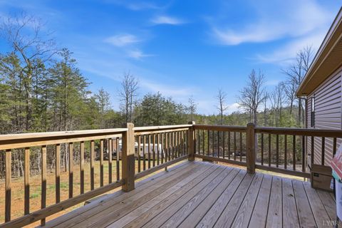Tiny photo for 3097 Liberty Chapel Road, Appomattox, VA 24522 (MLS # 365332)