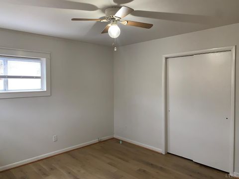 Tiny photo for 8 Parkwood Avenue, Lynchburg, VA 24501 (MLS # 364521)