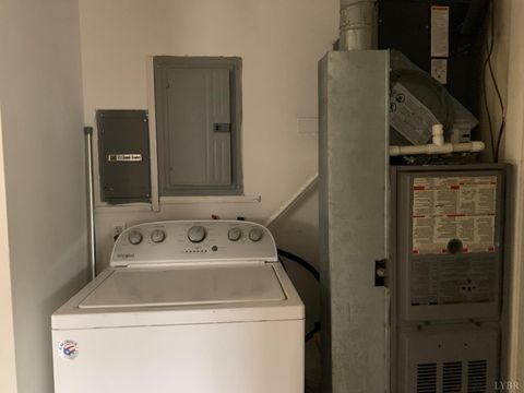 Tiny photo for 8 Parkwood Avenue, Lynchburg, VA 24501 (MLS # 364521)