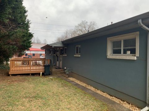 Tiny photo for 8 Parkwood Avenue, Lynchburg, VA 24501 (MLS # 364521)