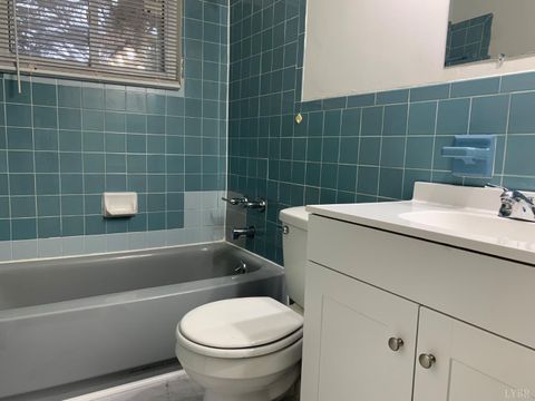 Tiny photo for 8 Parkwood Avenue, Lynchburg, VA 24501 (MLS # 364521)