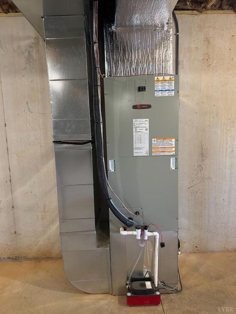 Tiny photo for 1059 Cedar Tree Lane, Forest, VA 24551 (MLS # 363278)