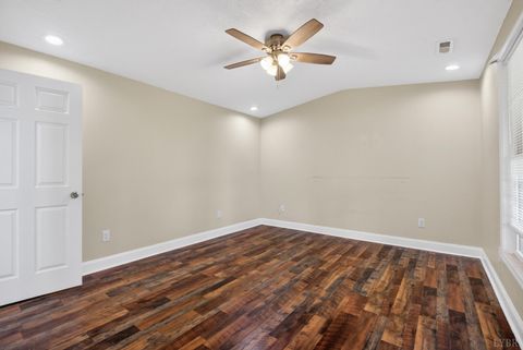 Tiny photo for 3010 Hillview Street, Lynchburg, VA 24501 (MLS # 365653)