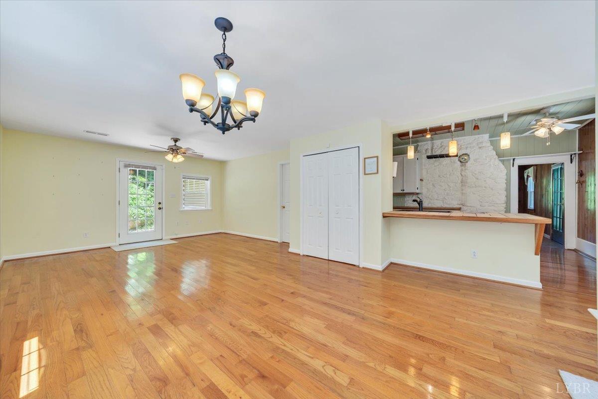 Big Island, Virginia 24526, United States, 3 Bedrooms Bedrooms, ,2 BathroomsBathrooms,Residential,Active,5102