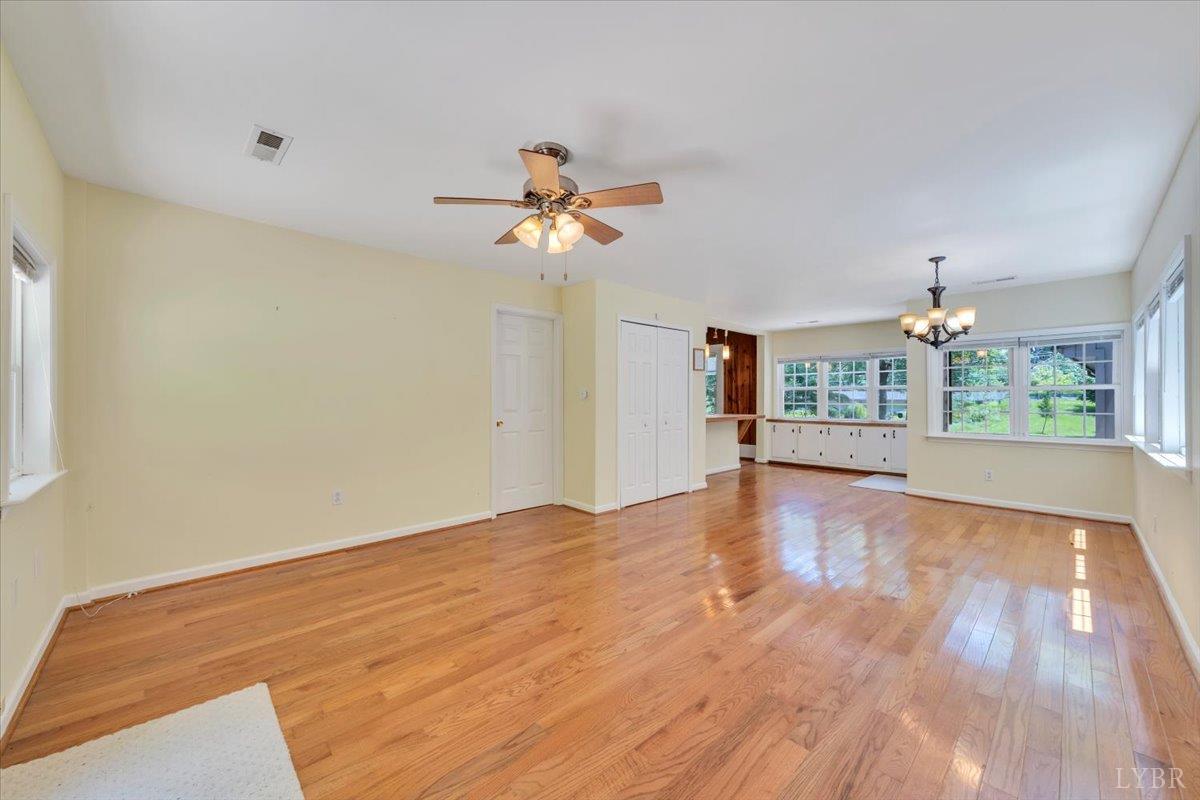 Big Island, Virginia 24526, United States, 3 Bedrooms Bedrooms, ,2 BathroomsBathrooms,Residential,Active,5102