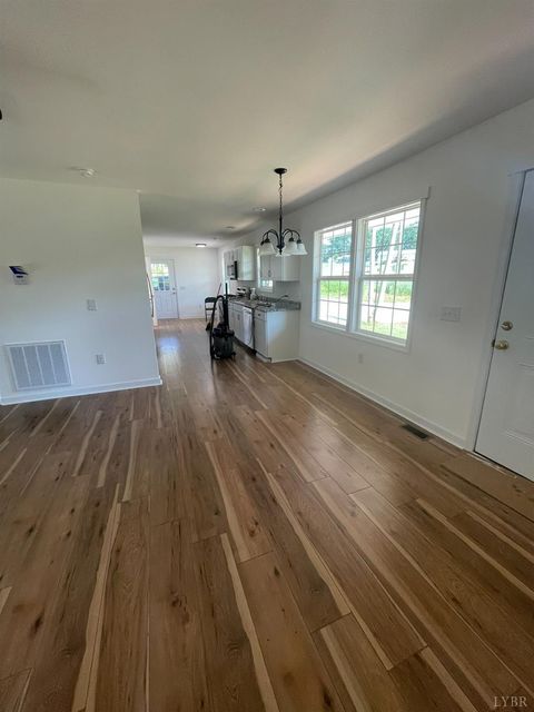 Tiny photo for 212 Cornfield Lane, Appomattox, VA 24522 (MLS # 366336)