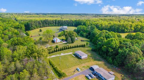 Tiny photo for 5046 Red House Road, Appomattox, VA 24522 (MLS # 366621)