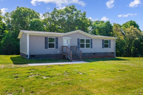 Tiny photo for 5046 Red House Road, Appomattox, VA 24522 (MLS # 366621)