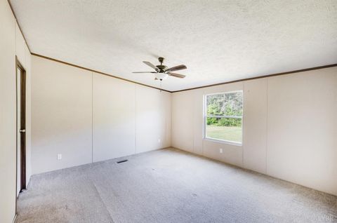 Tiny photo for 5046 Red House Road, Appomattox, VA 24522 (MLS # 366621)