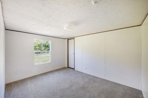 Tiny photo for 5046 Red House Road, Appomattox, VA 24522 (MLS # 366621)
