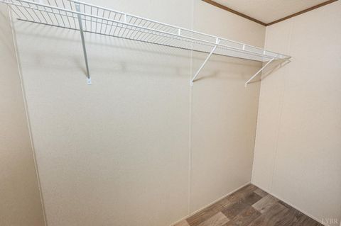 Tiny photo for 5046 Red House Road, Appomattox, VA 24522 (MLS # 366621)