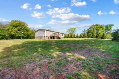 Tiny photo for 5046 Red House Road, Appomattox, VA 24522 (MLS # 366621)