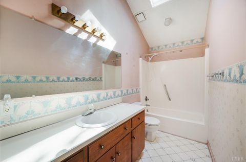 Tiny photo for 111 Omni Place, Forest, VA 24551 (MLS # 365593)