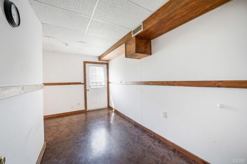 Tiny photo for 111 Omni Place, Forest, VA 24551 (MLS # 365593)